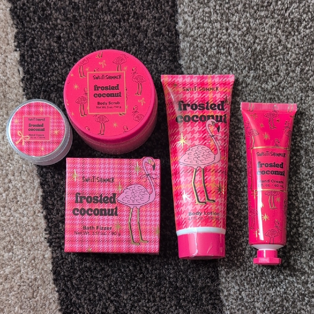 NEW Sweet And Shimmer Frosted Coconut Body Care Set